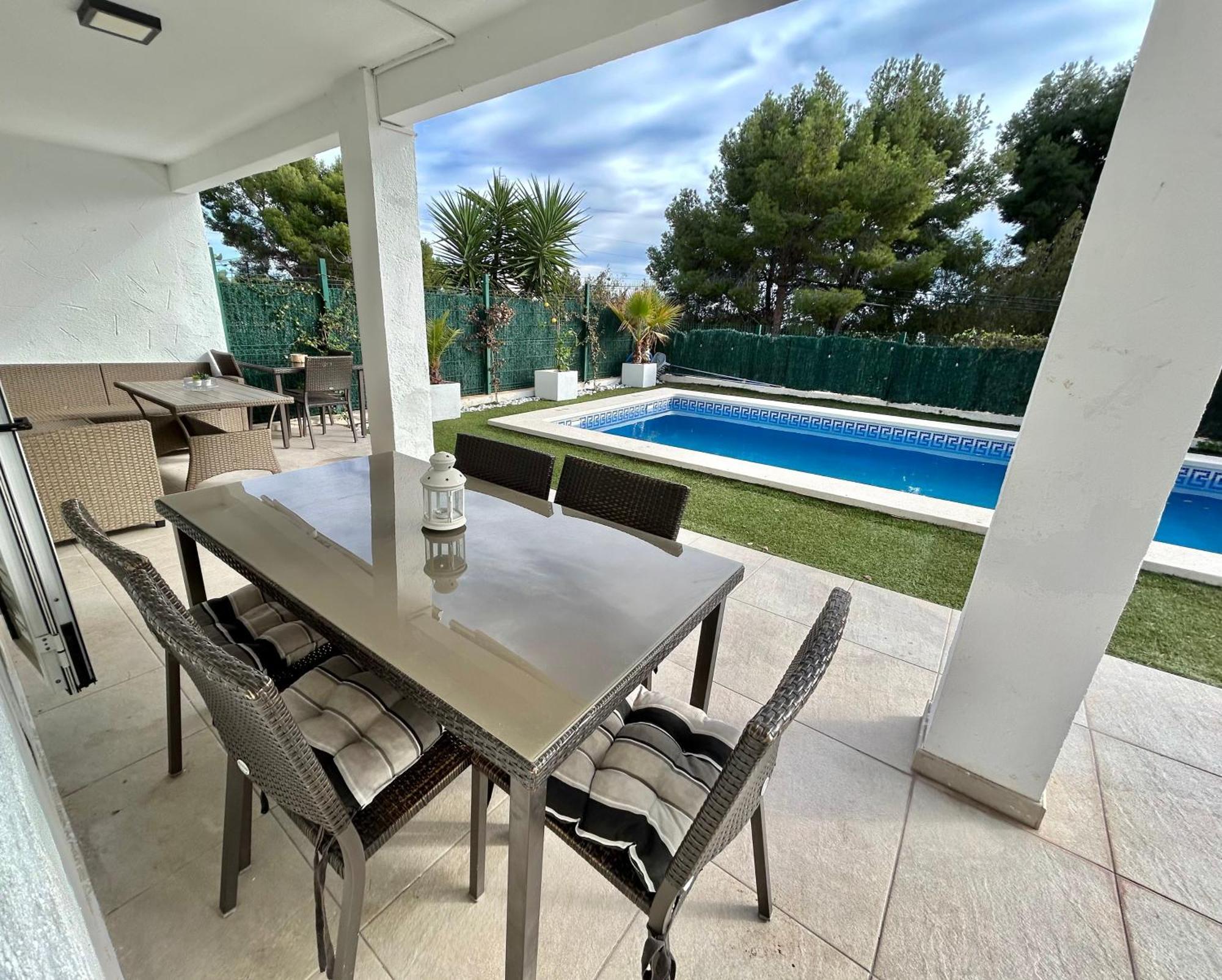 Chalet Con Piscina Privada En Alcocebre อัลกาลา เด ชิเวร์ต ภายนอก รูปภาพ