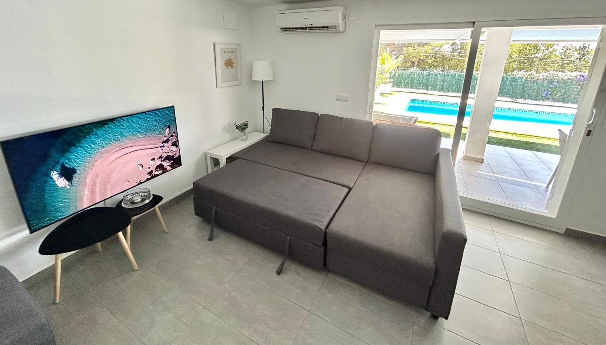 Chalet Con Piscina Privada En Alcocebre อัลกาลา เด ชิเวร์ต ภายนอก รูปภาพ